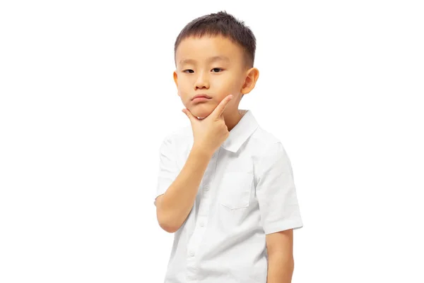 Çocuk Endişeyle Düşünüyor Elleri Çenesinde Beyaz Arka Planda Soyutlanmış — Stok fotoğraf