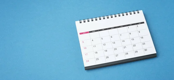 Kalender Auf Blauem Hintergrund — Stockfoto