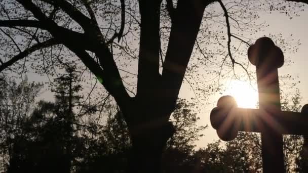 Sainte Croix Rayonnant Dans Coucher Soleil Soir Soleil Comme Symbole — Video