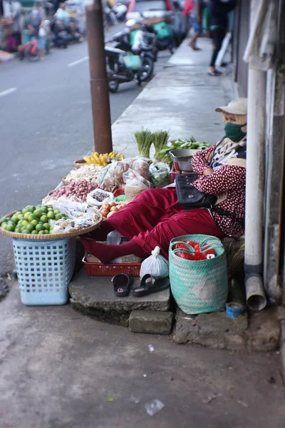 Venditore Verdure Mercato Tradizionale Della Città Magelang — Foto Stock