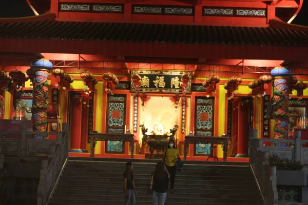 Night Daki Kelenteng Pagoda Tapınağı Liong Hok Biyografisi — Stok fotoğraf