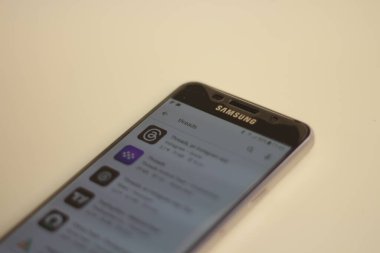 Meta 'dan Instagram Tartışmaları uygulaması. Yeni sosyal medya uygulamaları.