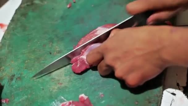 Corte Carne Pequenos Pedaços Para Satay Carne Comida Rua — Vídeo de Stock
