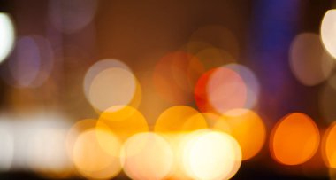 Arka planda odaklanmış kentsel soyut doku Bokeh şehir ışıkları 