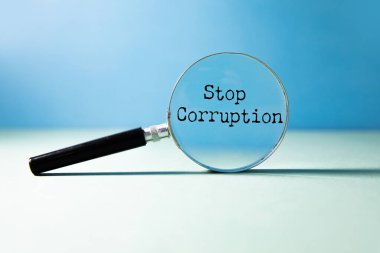 metin başlığı yolsuzluğu durdurmak için ilham kaynağı. İnsanları birbirine bağlayan tek bir ses kaydı almayan bir birey üzerine yazılmış sözcük,