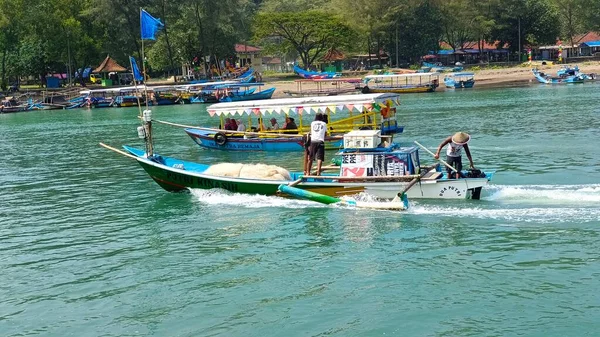 Kebumen Jawa Tengah Indonesia Juli 2023 Kapal Nelayan Tradisional Sungai — Stok Foto