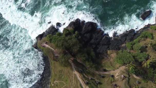 Drone View Beauty Coral Rocks Calm Waves Sea Coast Menganti — Stock Video