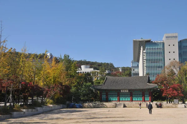 Seoul South Korea Oktober 2022 Traditionella Och Moderna Byggnader Sungkyunkwan — Stockfoto