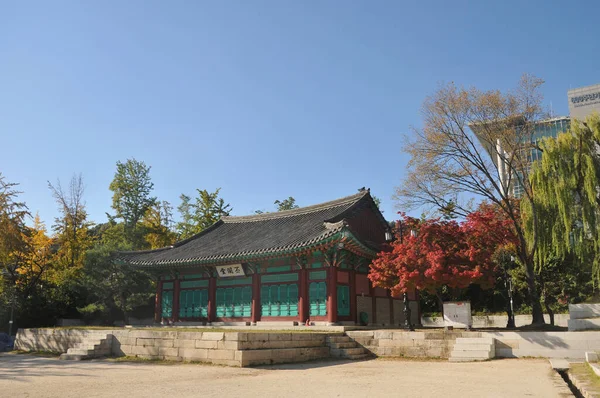 Seoul South Korea Październik 2022 Tradycyjne Nowoczesne Budynki Uniwersytetu Sungkyunkwan — Zdjęcie stockowe