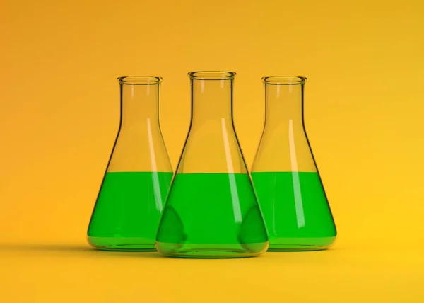 Drei Erlenmeyerkolben Mit Grüner Flüssigkeit Auf Gelbem Hintergrund Chemiekolben Laborgläser — Stockfoto