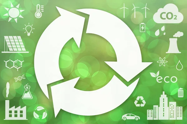 Duży Biały Symbol Recyklingu Inne Białe Ikony Ekologii Zielonym Tle — Zdjęcie stockowe