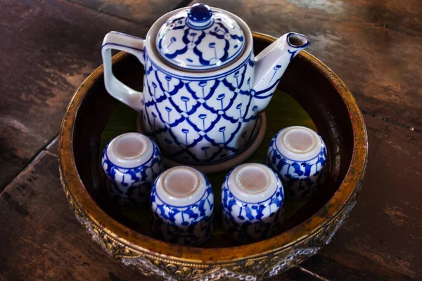 Vintage Retro Ceramic Teapot Cup Set Tea Time Thai People — стокове фото