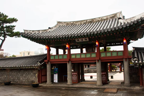 Starożytna Architektura Zabytkowy Budynek Gwandeokjeong Jejumok Gwana Urząd Rządowy Dla — Zdjęcie stockowe