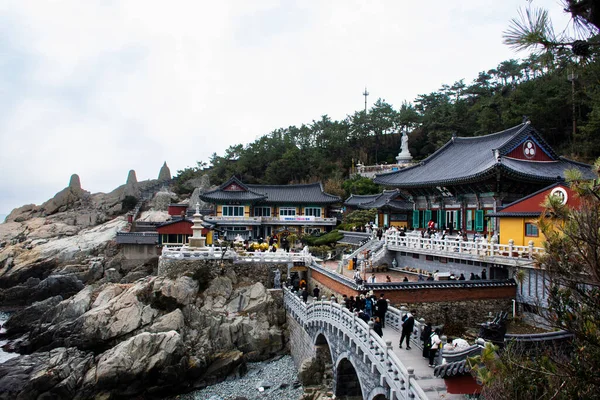 Ver Paisaje Largo Costa Templo Haedong Yonggungsa Para Los Viajeros — Foto de Stock