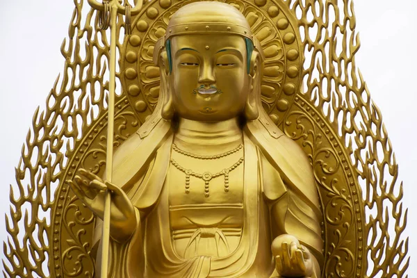 Starożytny Złoty Posąg Jijang Bosal Kamiennych Skałach Dla Koreańczyków Ludzie — Zdjęcie stockowe