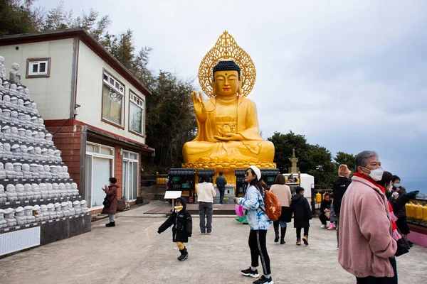 Phra Ariya Mettrai Будда Статуя Корейских Путешественников Путешествовать Визит Молитва — стоковое фото