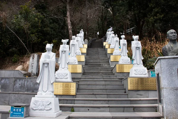 Китайский Зодиак Животных Статуя Санбанга Храм Корейского Народа Иностранные Путешественники — стоковое фото