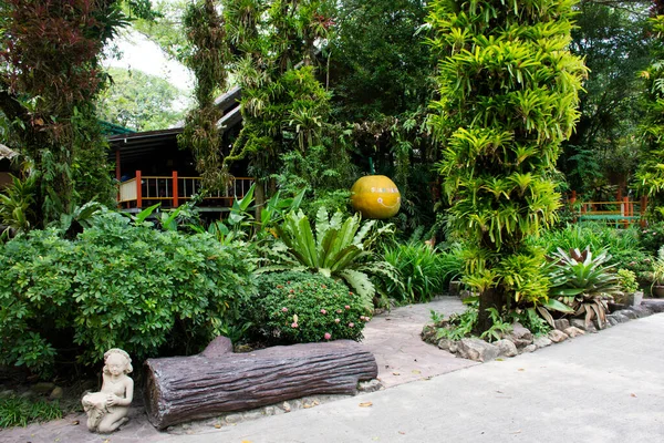 Suan Nai Dum Jardín Parque Restaurante Cafetería Cafetería Tienda Recuerdos — Foto de Stock