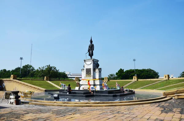Король Сомдет Пха Нарай Махарат Велика Статуя Або Пам Ятник — стокове фото