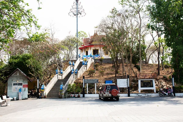 Kleine Tempel Heiligdom Voor Thaise Mensen Buitenlandse Reizigers Reizen Bezoek — Stockfoto