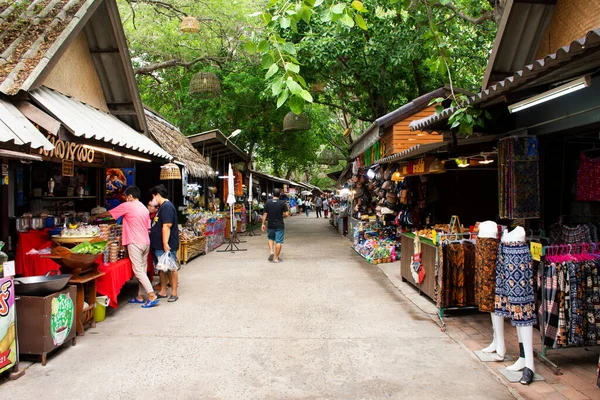 Lebensstil Der Händler Stand Traditionelle Thailändische Menschen Verkaufen Lokale Produkte — Stockfoto