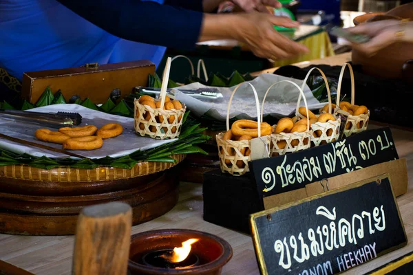 Sobremesa Tailandesa Tradicional Local Comida Lanche Doce Para Viajantes Pessoas — Fotografia de Stock