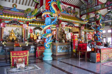 Guan Yu ya da San Chao Rong Çin Tapınağı Tayland 'ın Ang Thong şehrinde 28 Mayıs 2023' te seyahat eden gezginler için.
