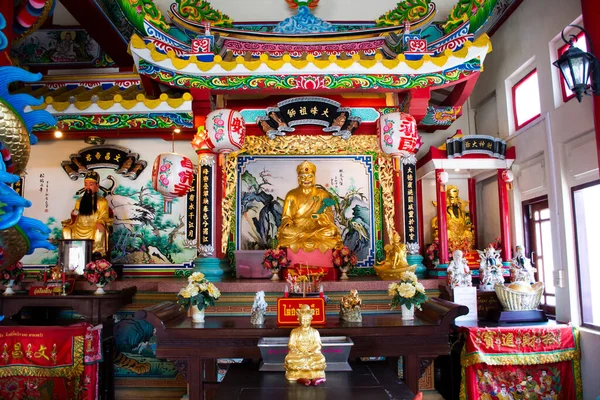 Guan San Chao Rong Thong Chinese Shrine Thai People Travelers — 스톡 사진
