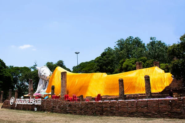 Ancienne Statue Attitude Inclinable Bouddha Blanc Antique Temple Wat Khun — Photo