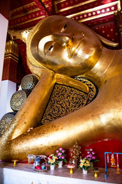 Ancient Antique Buddha Reclining Attitude Statues Wat Mok Worawihan Temple — Stock Photo, Image
