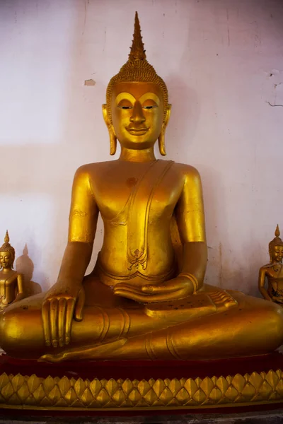 Buda Ruína Antiga Ubosot Antigo Wat Mok Worawihan Templo Para — Fotografia de Stock