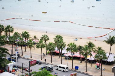 Tayland 'da 20 Temmuz 2023' te, Tayland 'da Tayland' da, Tayland 'da, Tayland' da, Pattaya sahilindeki deniz manzarasına bakın.