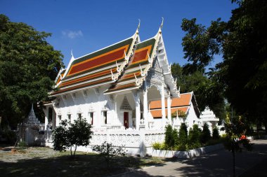 Tai halkı için antik güzellik salonu ya da güzel antika ubosot. İyi şanslar. Buddha 'nın kutsal gizemi Wat Noi Luang Phor Niam' da, Suphan Buri Tayland 'da.