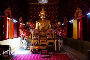 Holy ancient buddha statues Luang Phor Toh for thai people travelers travel visit respect praying blessing wish in Wat Rat Prakhong Tham Temple at Bang Yai on January 3, 2025 in Nonthaburi, Thailand clipart