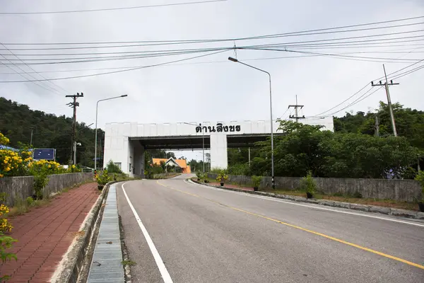 Singkhon Geçidi ya da Sing Khon Sınır Kapısı Tenasserim Tepesi 'nden Maw Daung' a Tayland ve Myanma sınırına kadar 4 Haziran 2025 'de Tayland' da Khlong Wan 'da Prachuap Khiri Khan, Tayland