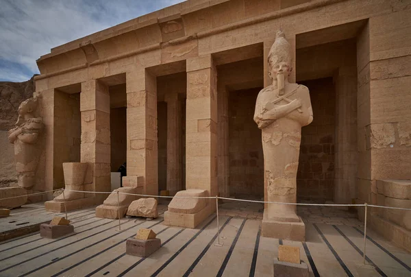 Osiride Statue Queen Hatshepsut Upper Terrace Mortuary Temple Hatshepsut Luxor — Photo