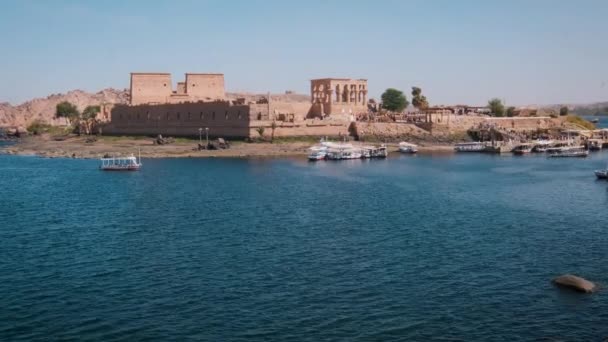 Σύμπλεγμα Ναών Philae Νησιωτικό Συγκρότημα Ναών Στη Δεξαμενή Του Φράγματος — Αρχείο Βίντεο