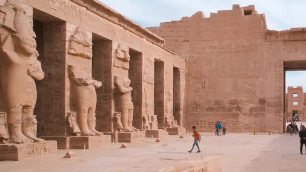 Ναός Νεκροταφείου Ramesses Iii Στο Medinet Habu Στο Λούξορ Της — Αρχείο Βίντεο