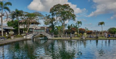Tirta Gangga, Endonezya 'nın doğusundaki eski bir kraliyet sarayıdır..