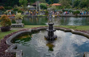 Tirta Gangga, Endonezya 'nın doğusundaki eski bir kraliyet sarayıdır..