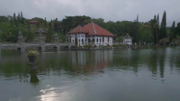 Ujung Water Palace Бывший Дворец Карангасем Ридженси Бали Индонезия Известный — стоковое видео
