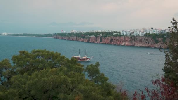 Panoramisch Uitzicht Antalya Turkije Vanaf Oude Stad Marina Aan Voet — Stockvideo