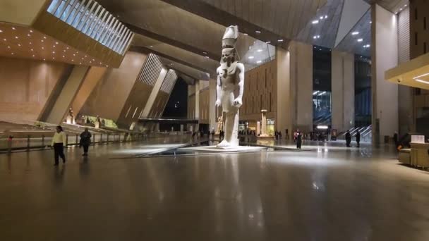 Statyn Ramesses Grand Egyptian Museum Eller Giza Museum Ett Arkeologiskt — Stockvideo