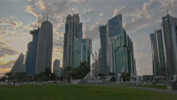 Доха Катар Февраля 2024 Года Дохийский Горизонт Западной Части Залива — стоковое видео