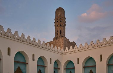 Cairo, Egypt- December 30 2023: The al-Hakim Mosque, nicknamed al-Anwar, is a historic mosque in Cairo, Egypt. It is named after Al-Hakim bi-Amr Allah, the sixth Fatimid caliph and 16th Ismaili Imam.  clipart