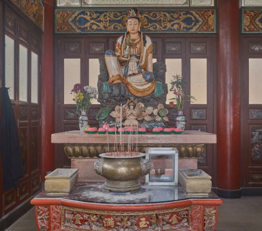 Chin Sweet Caves Tapınağı 'nın içindeki Buda Tapınağı Genting Highlands Pahang, Malezya' nın en manzaralı yerinde bulunan bir Çin tapınağı.