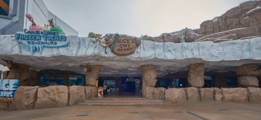 Genting Highlands, Pahang, Malezya 'da gökyüzü dünyasının açık alan tema parkı buzul çağında meşe palamudu sergiliyor