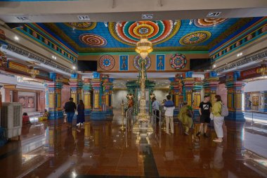 Sri Mahamariamman Tapınağı, Malezya 'nın Kuala Lumpur kentindeki en eski Hindu tapınağıdır. 1873 yılında Çin 'in başkenti Çin' de kurulmuştur. İç çekim..