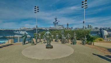 USS Midway Müzesi, ABD 'nin San Diego şehrinde bulunan tarihi bir uçak gemisi müzesidir.