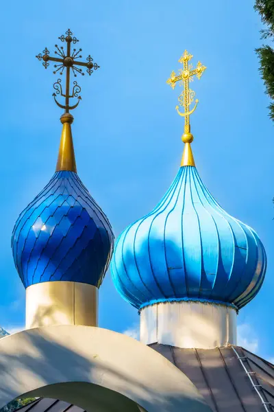 Karadağ Rus Ortodoks Kilisesi. Karadağ kıyısında küçük, güzel bir Hıristiyan kilisesi..